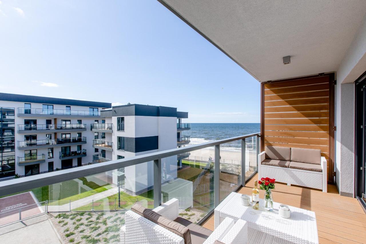 Apartament Blekitny Gardenia Dziwnow Z Widokiem Na Morze Epapartamenty Exteriör bild
